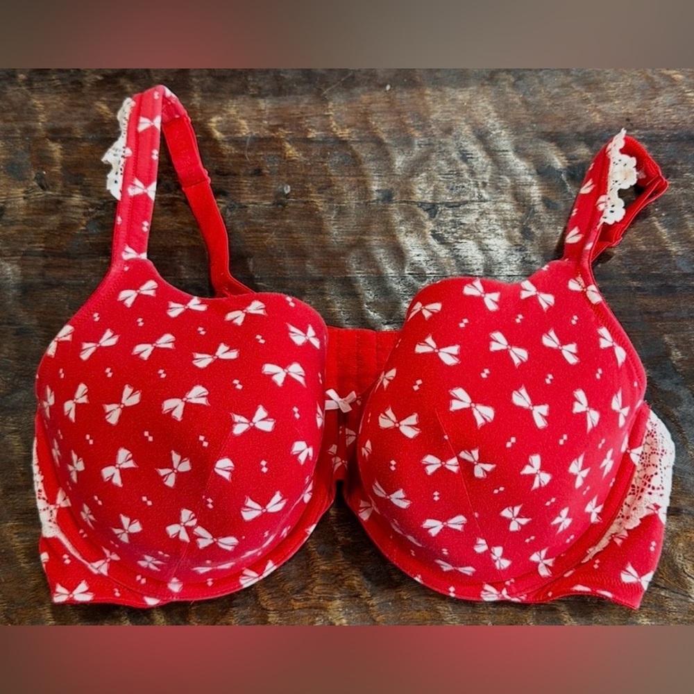 Cacique Red Bra‎ with White Bow Print size 46D